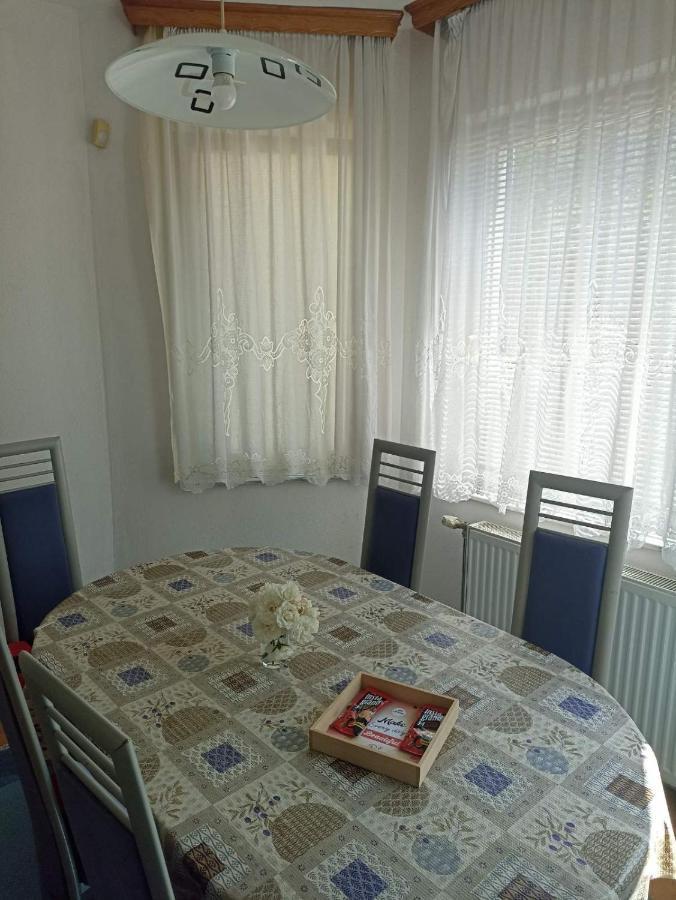 Sleep & Fly - Sarajevo Airport Apartment Экстерьер фото
