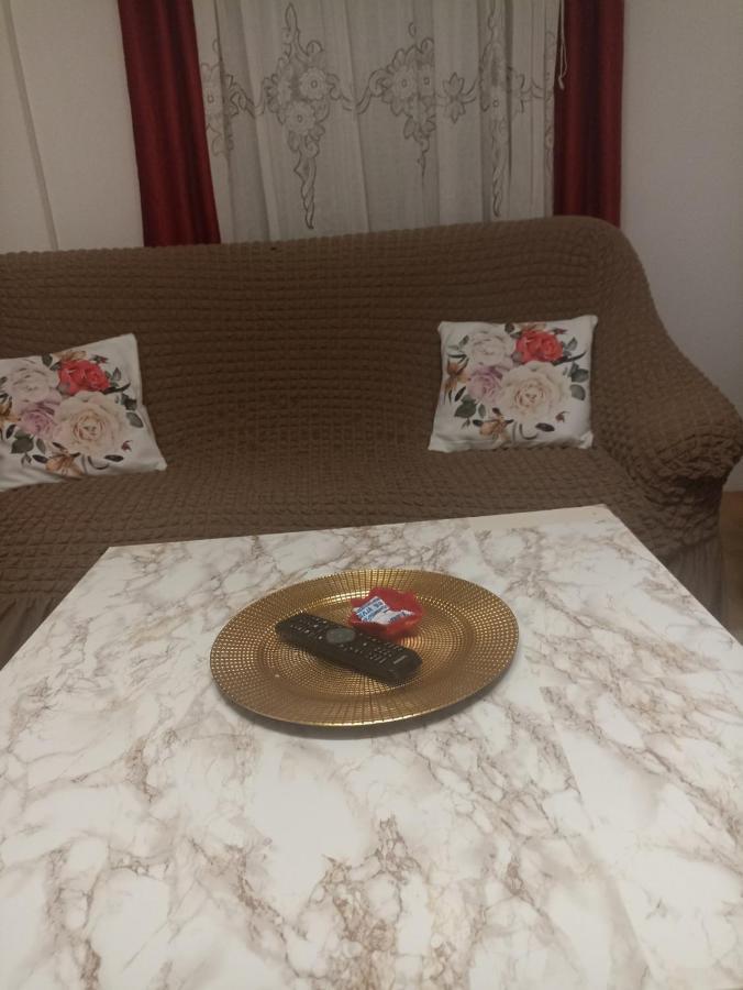 Sleep & Fly - Sarajevo Airport Apartment Экстерьер фото
