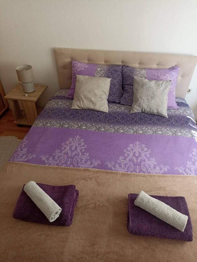 Sleep & Fly - Sarajevo Airport Apartment Экстерьер фото